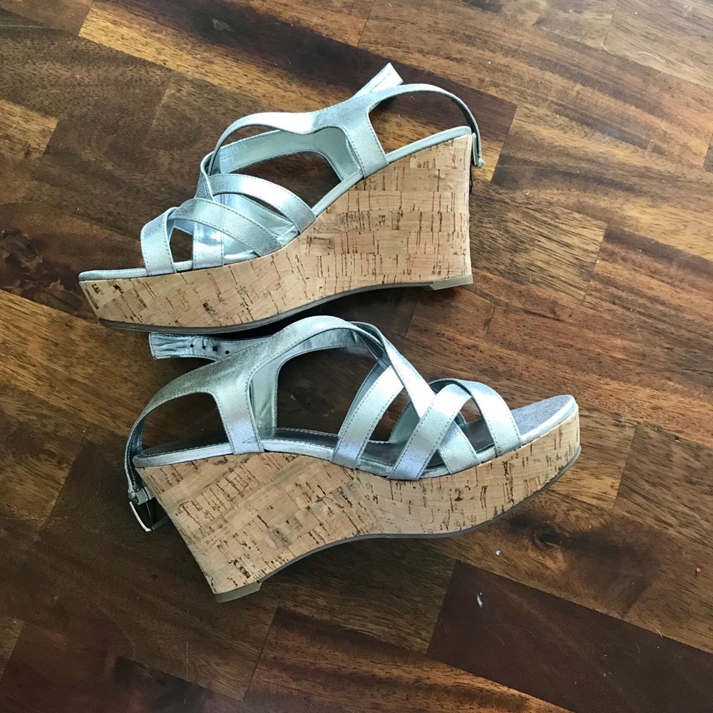 Silver metallic wedges